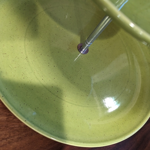 California poppy trail chartreuse two tier tidbit tray - Picture 8 of 13